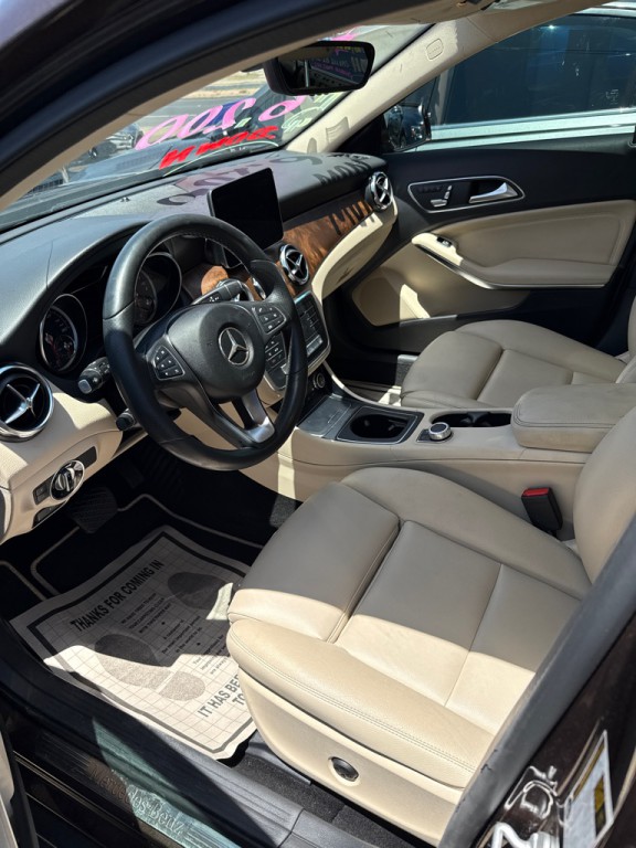 2018 Mercedes-Benz GLA-Class Image 7
