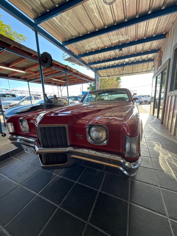 1972 Pontiac Grand Prix Image 1