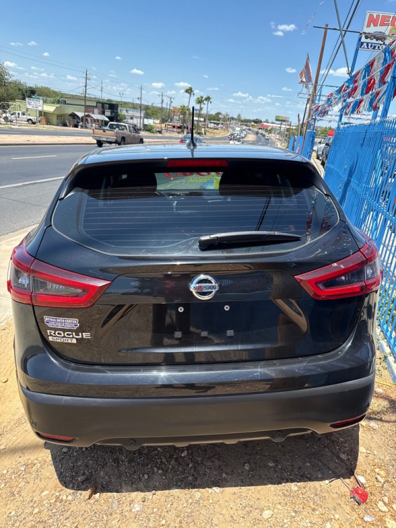 2021 Nissan Rogue Image 3