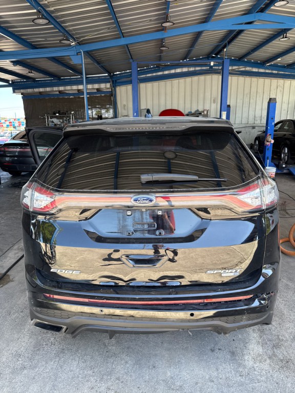 2017 Ford Edge Image 3