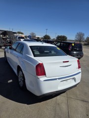 Image for 2016 Chrysler 300 Limited ID: 6799966