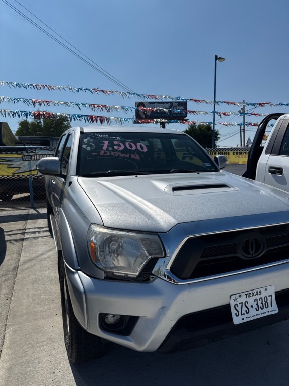2012 Toyota Tacoma Image 2