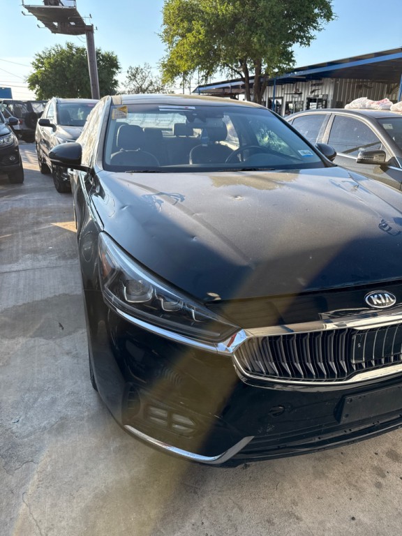 2018 Kia Cadenza Image 2