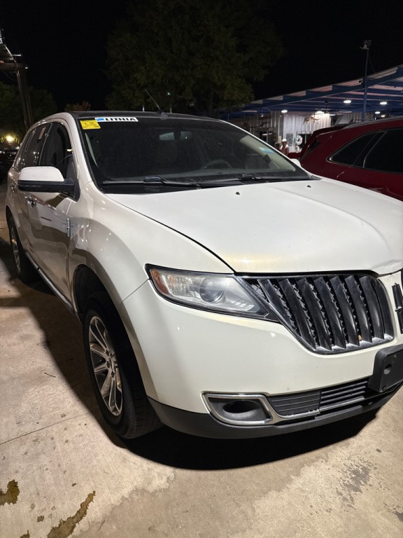 2013 Lincoln MKX Image 2