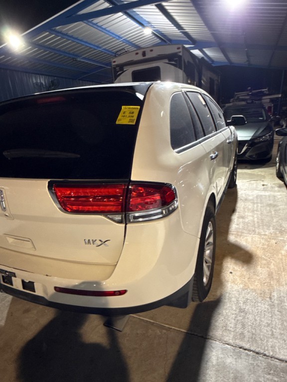 2013 Lincoln MKX Image 3