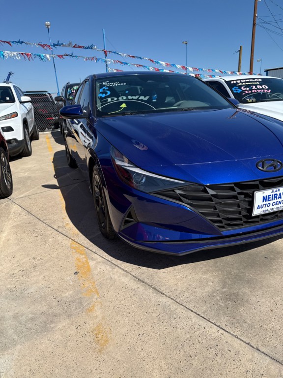 2021 Hyundai Elantra Image 2