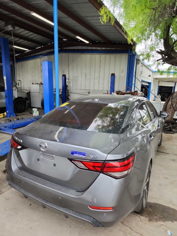 2020 Nissan Sentra Image 2