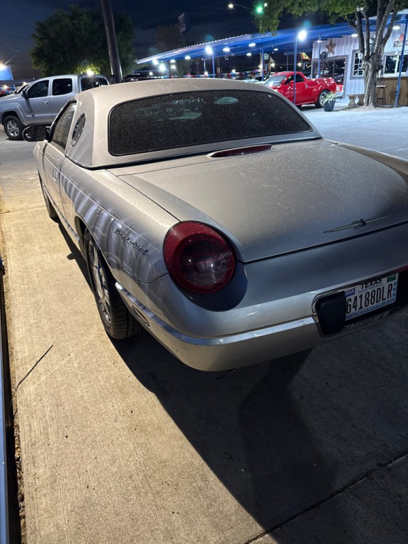2004 Ford Thunderbird Image 4