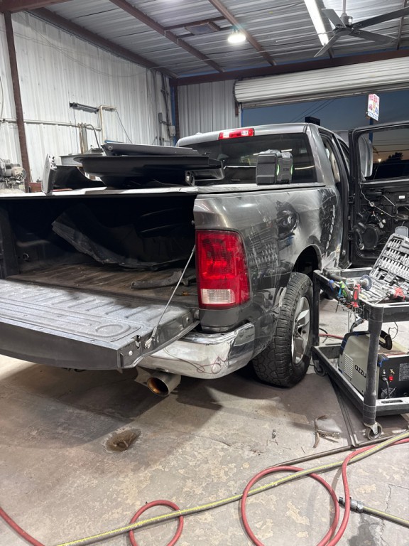 2019 RAM 1500 Image 3