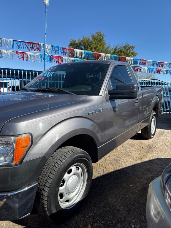 2011 Ford F-150 Image 2