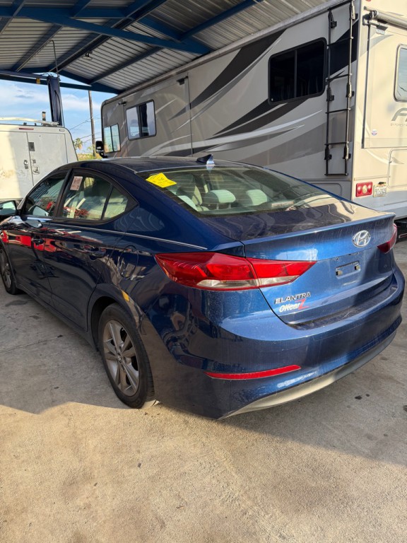 2017 Hyundai Elantra Image 4