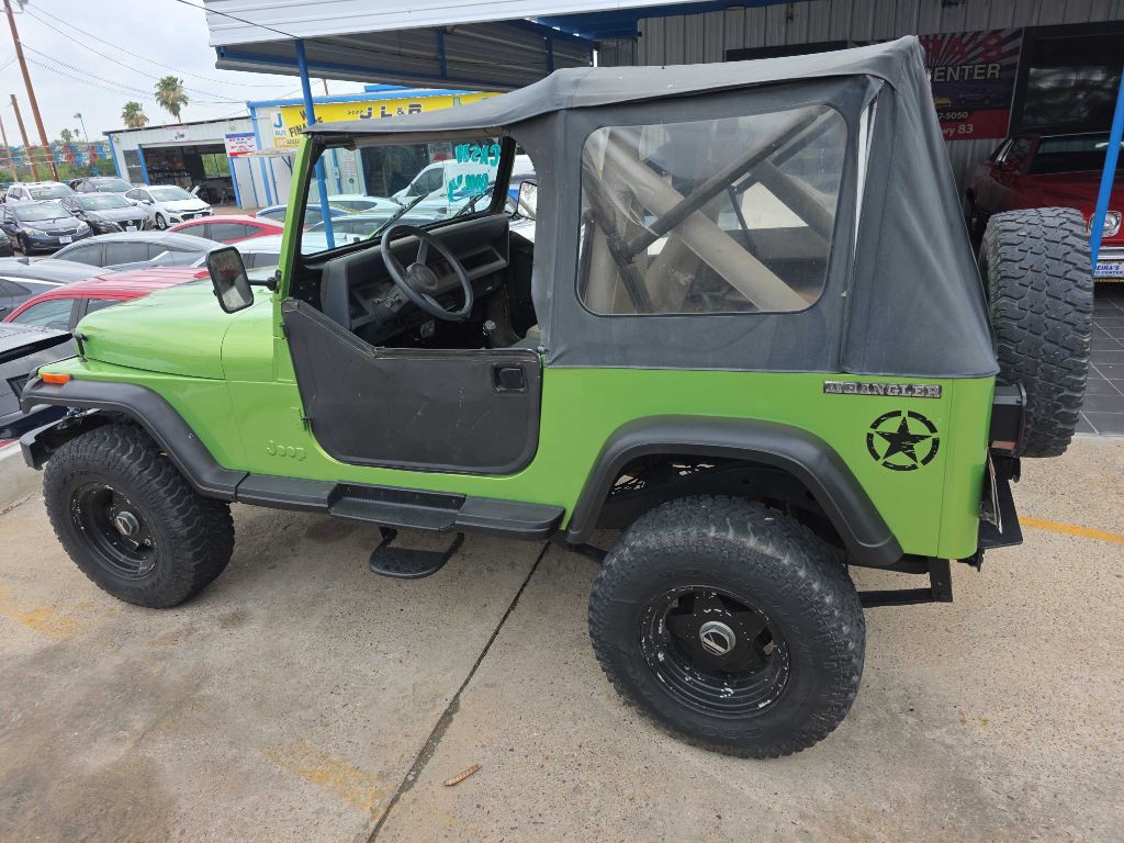 1989 Jeep Wrangler Image 12