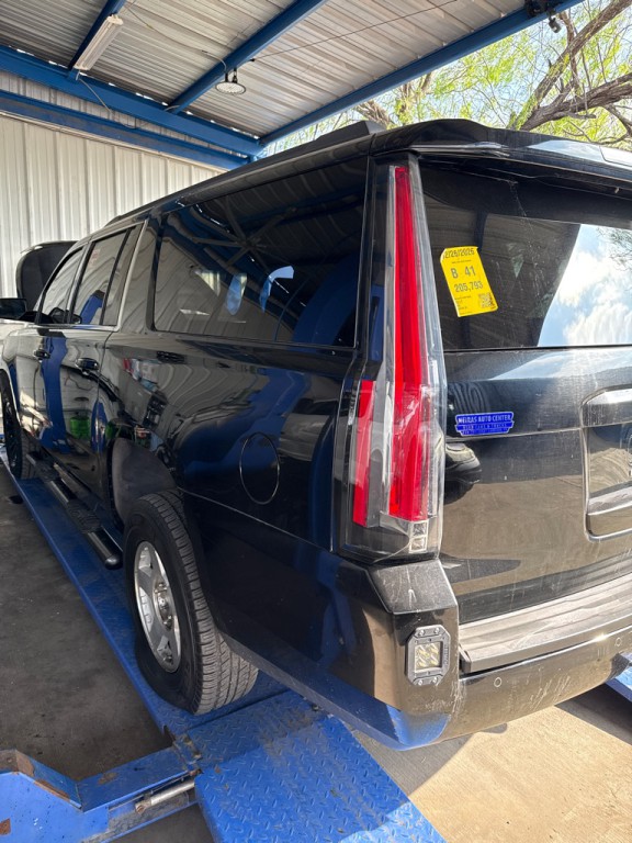 2017 GMC Yukon Image 4