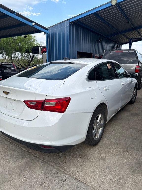 2023 Chevrolet Malibu Image 3