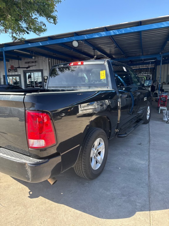 2016 RAM 1500 Image 4