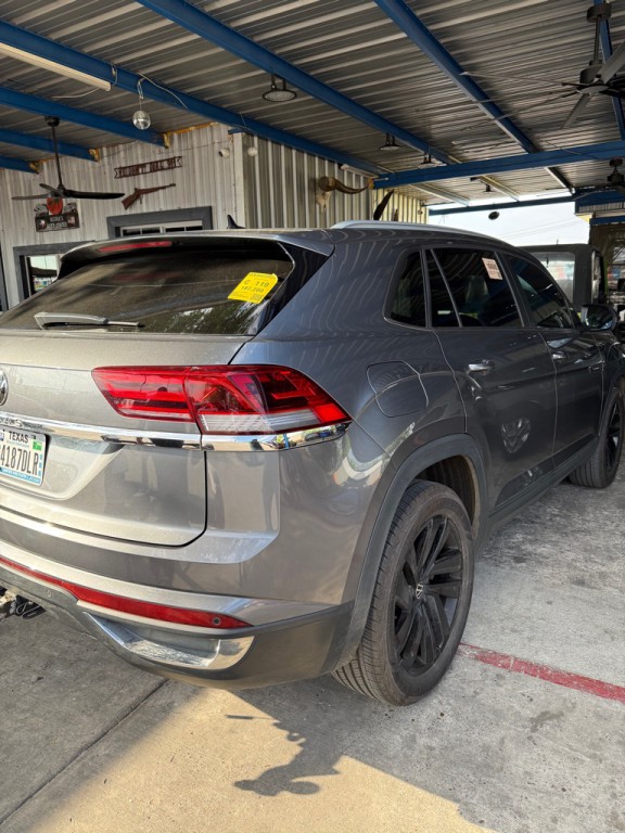 2022 Volkswagen Atlas Cross Spo Image 5