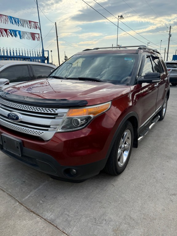 2014 Ford Explorer Image 1