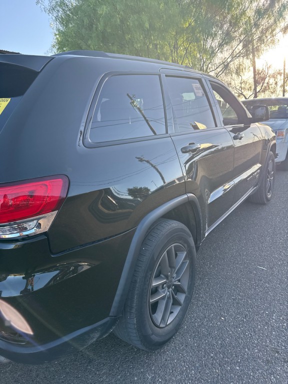 2016 Jeep Grand Cherokee Image 3
