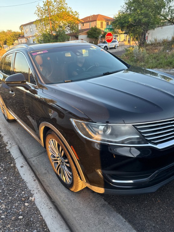 2017 Lincoln MKX Image 2