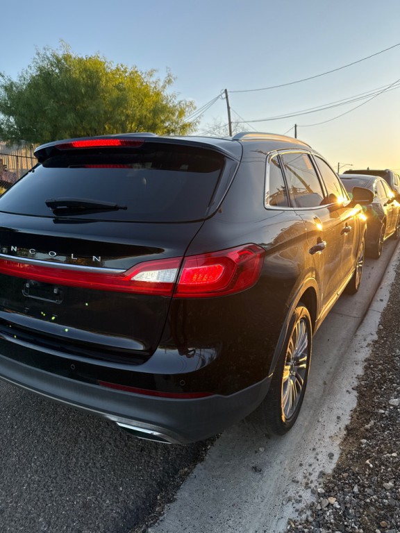 2017 Lincoln MKX Image 3