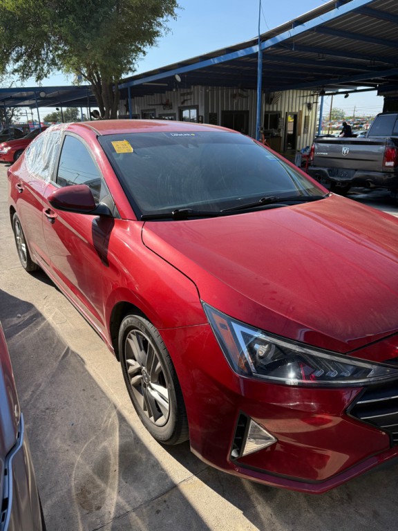 2020 Hyundai Elantra Image 2