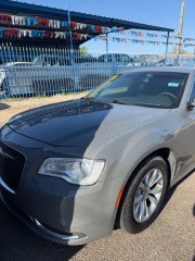 Image for 2018 Chrysler 300 Touring ID: 7307369