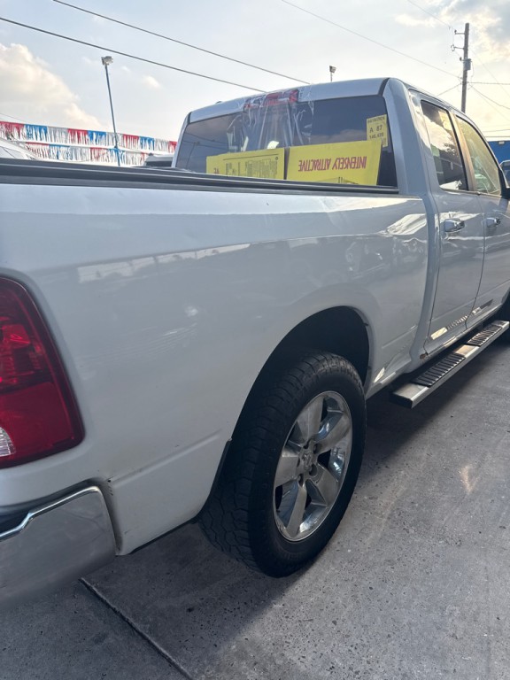 2016 RAM 1500 Image 8