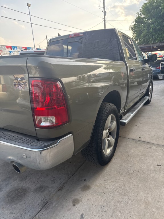 2015 RAM 1500 Image 6