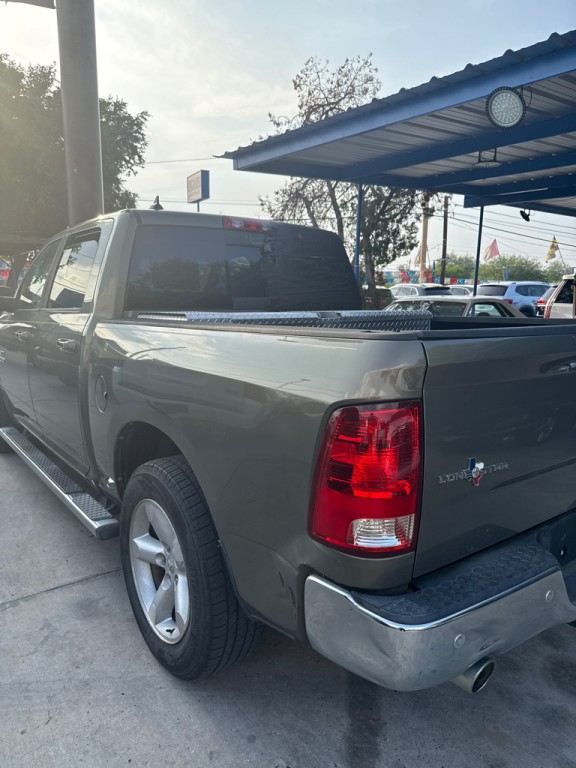 2015 RAM 1500 Image 8