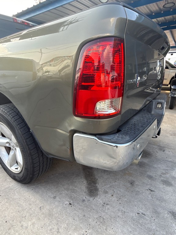 2015 RAM 1500 Image 10