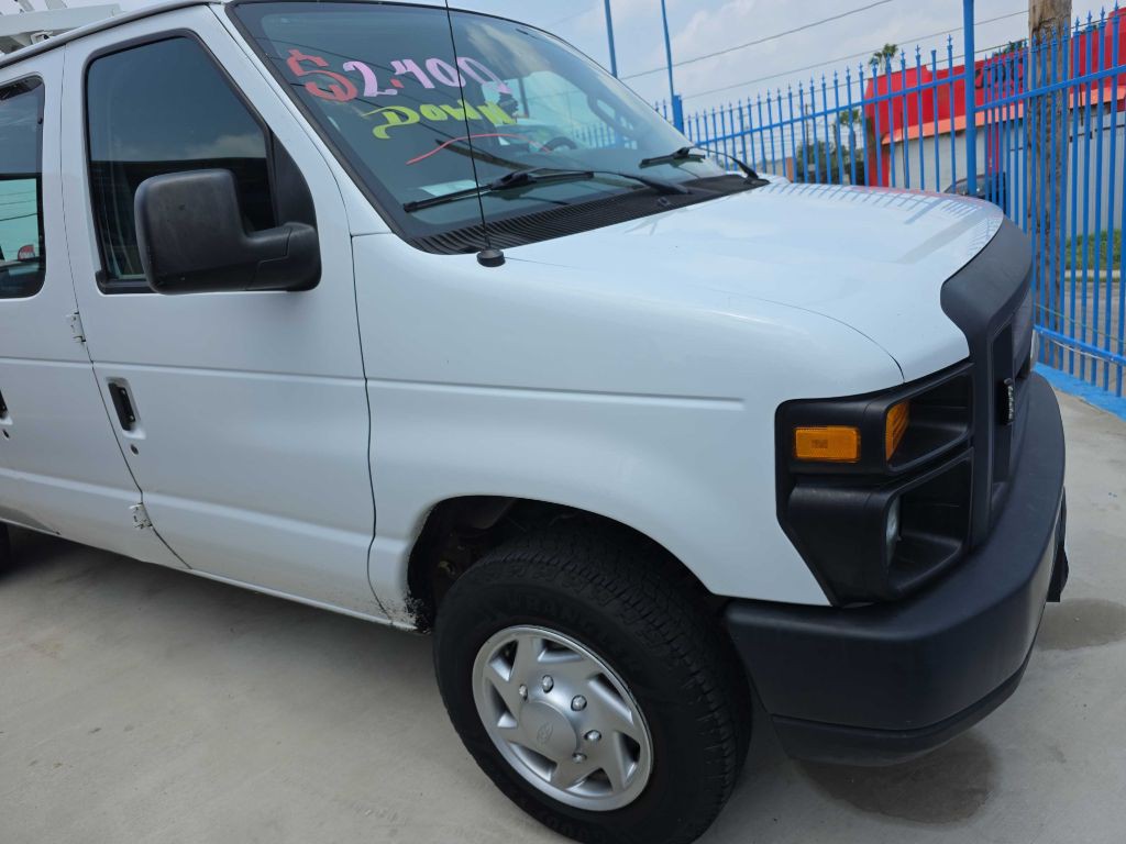 2014 Ford Econoline Image 4
