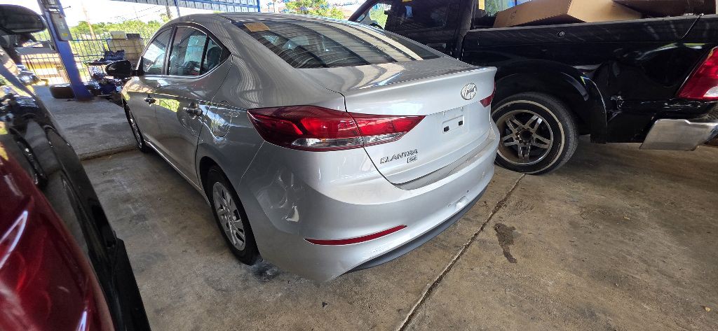 2018 Hyundai Elantra Image 4