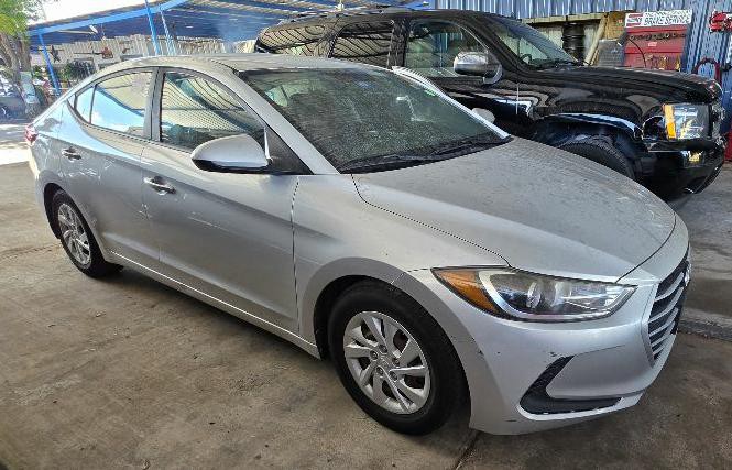2018 Hyundai Elantra Image 1