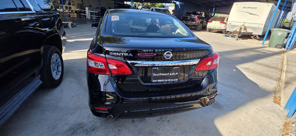 2017 Nissan Sentra Image 4