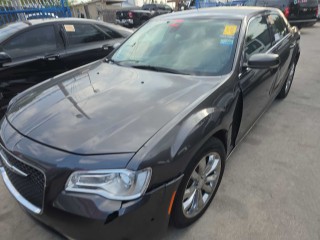 Image for 2016 Chrysler 300 Limited ID: 7522479