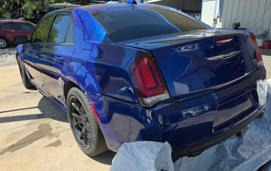 2019 Chrysler 300 Image 3