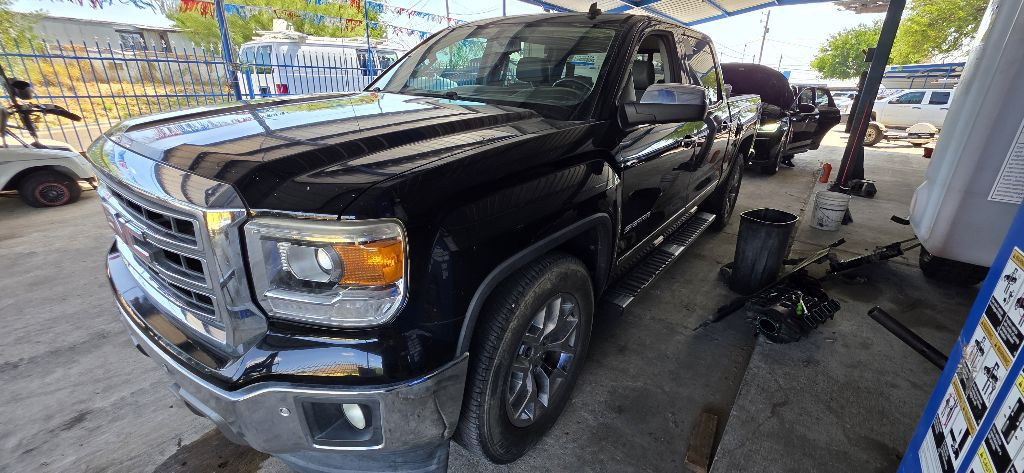 2014 GMC Sierra Image 2