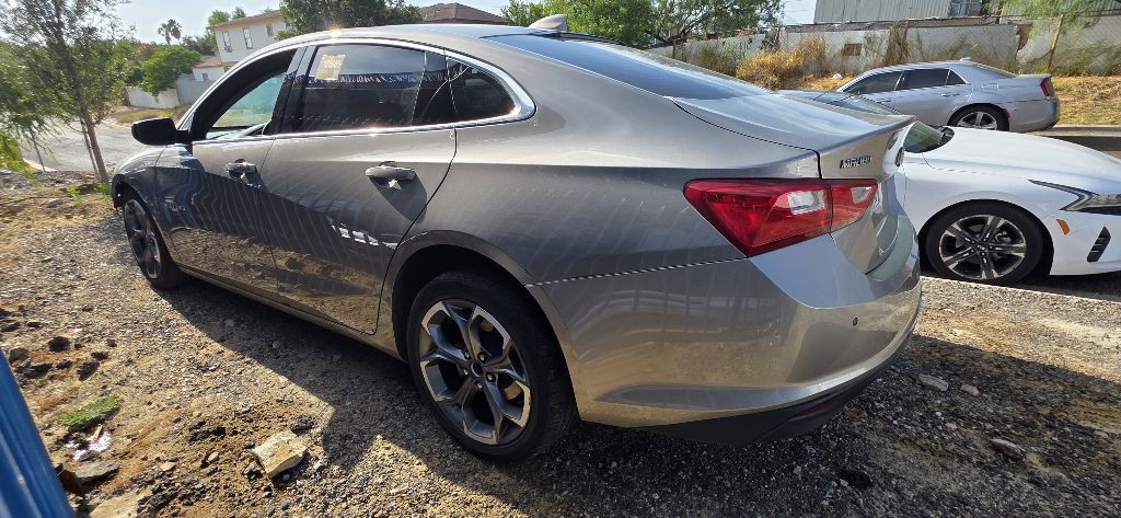 2024 Chevrolet Malibu Image 3