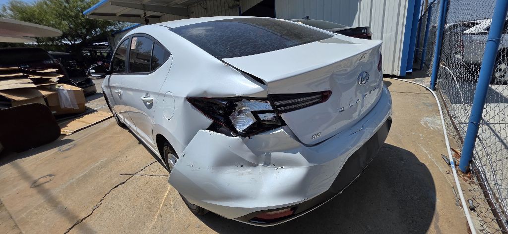 2020 Hyundai Elantra Image 5