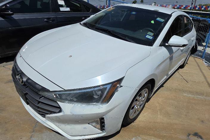 2020 Hyundai Elantra Image 3