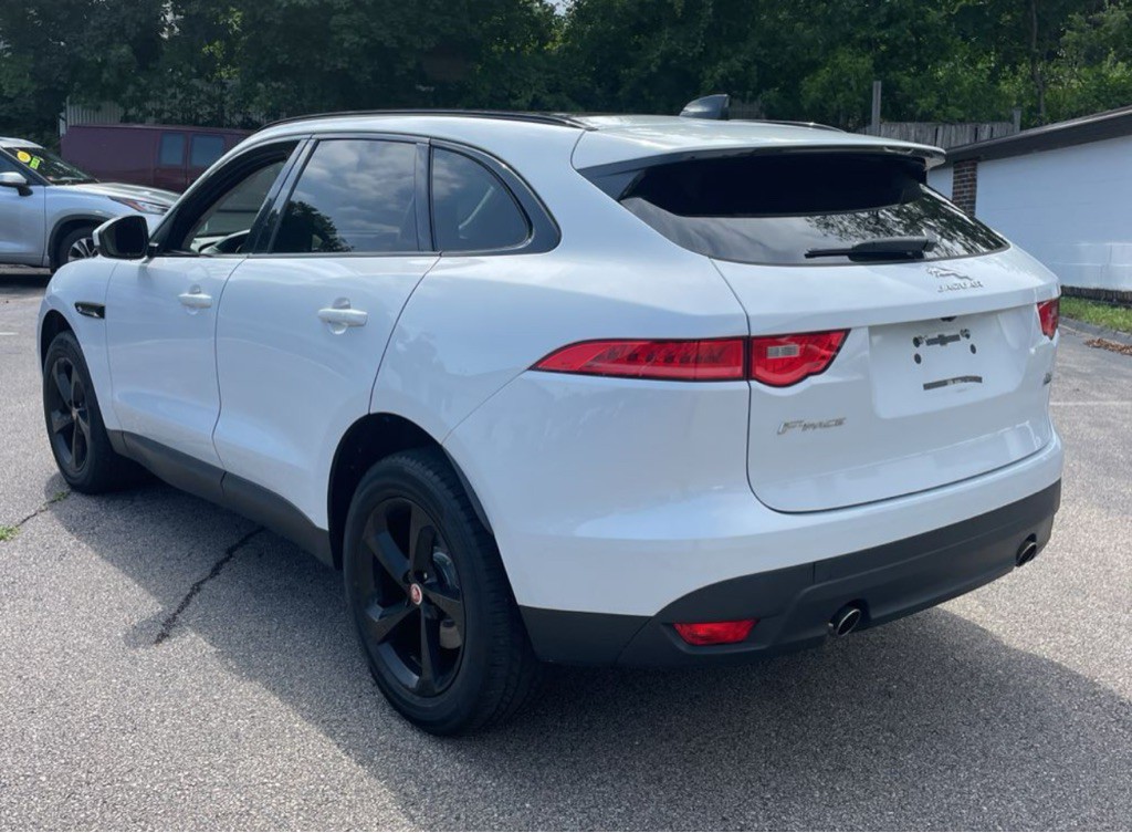 2018 Jaguar F-PACE Image 6