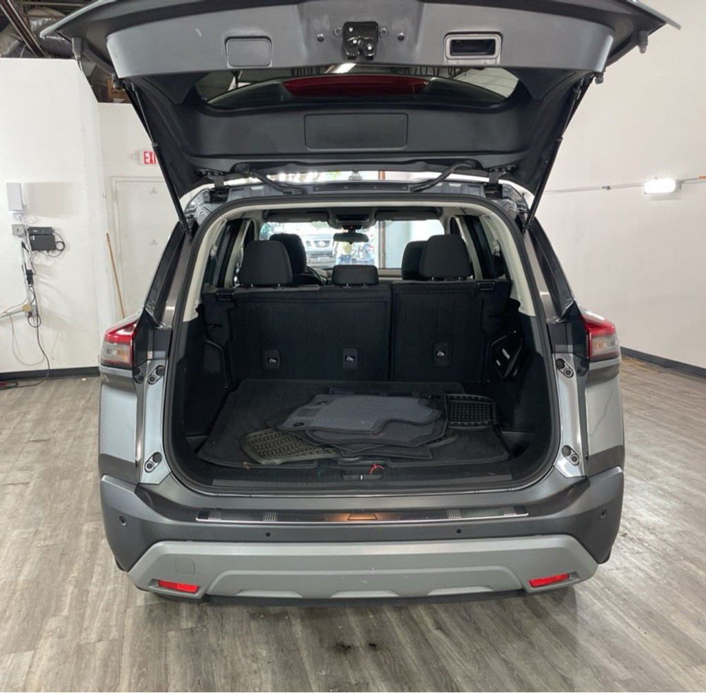 2022 Nissan Rogue Image 13