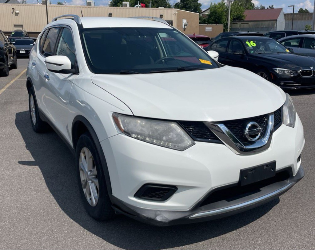 2016 Nissan Rogue Image 2