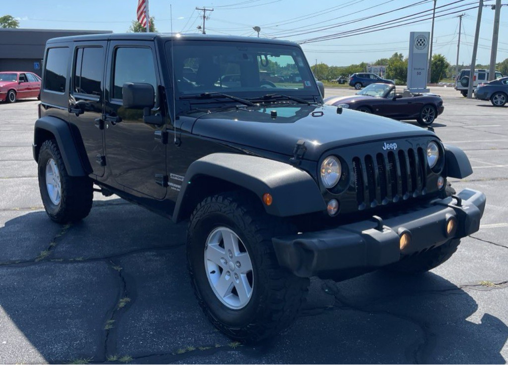 2017 Jeep Wrangler Unlimited Image 2