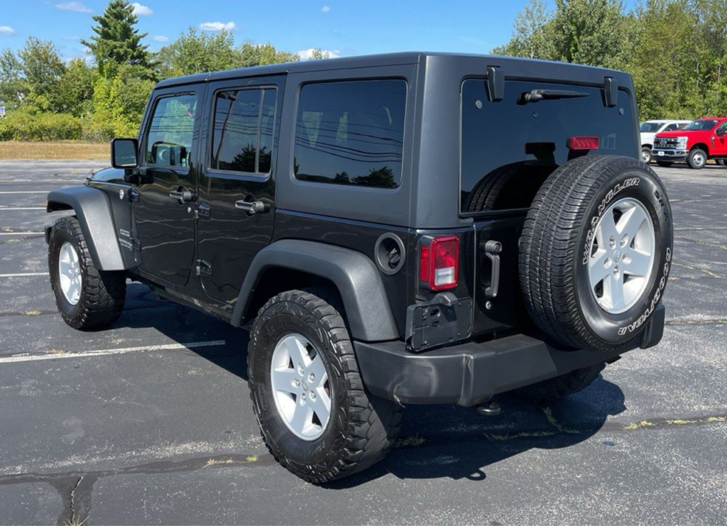 2017 Jeep Wrangler Unlimited Image 5