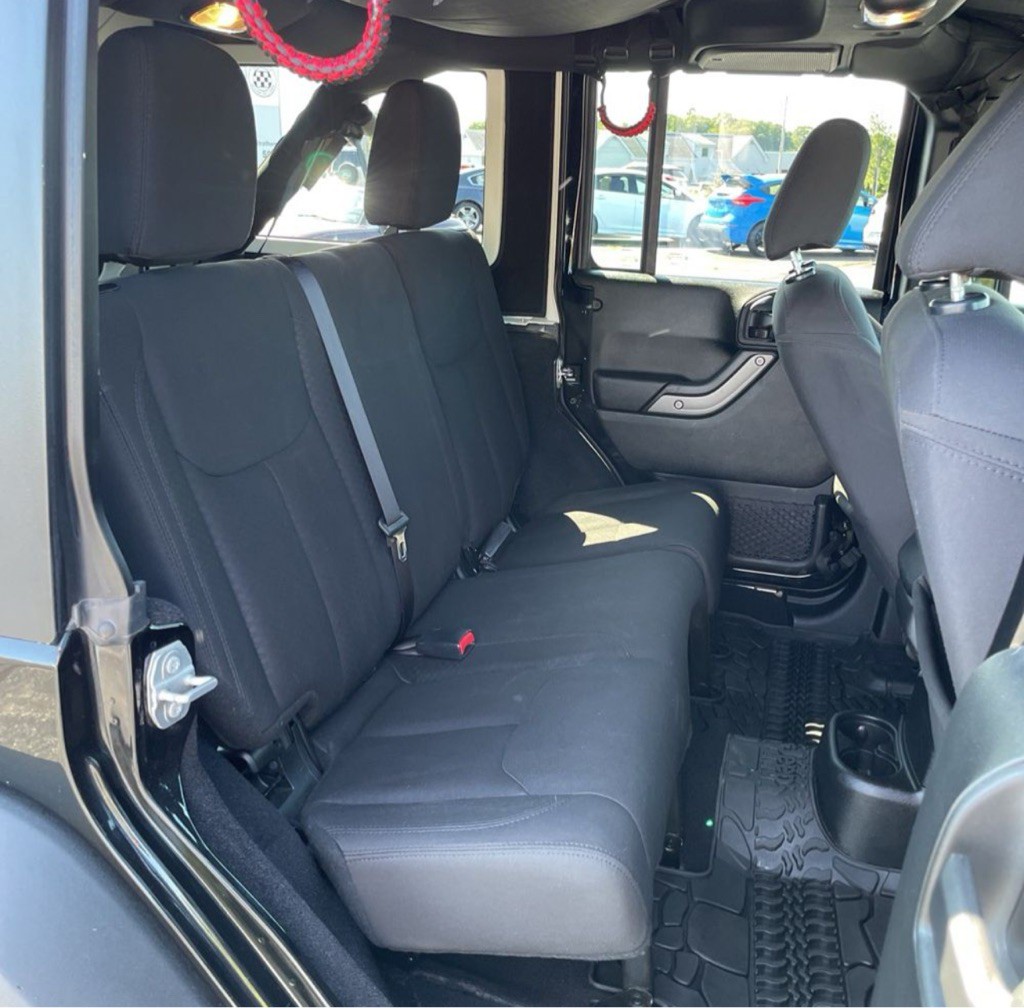 2017 Jeep Wrangler Unlimited Image 11