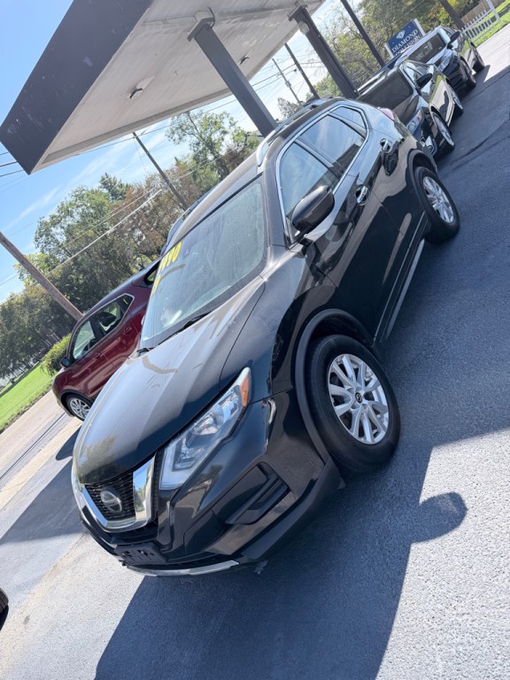 2019 Nissan Rogue Image 1