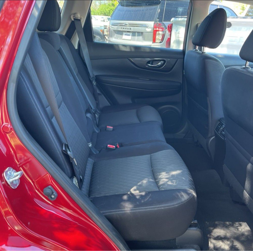 2017 Nissan Rogue Image 8