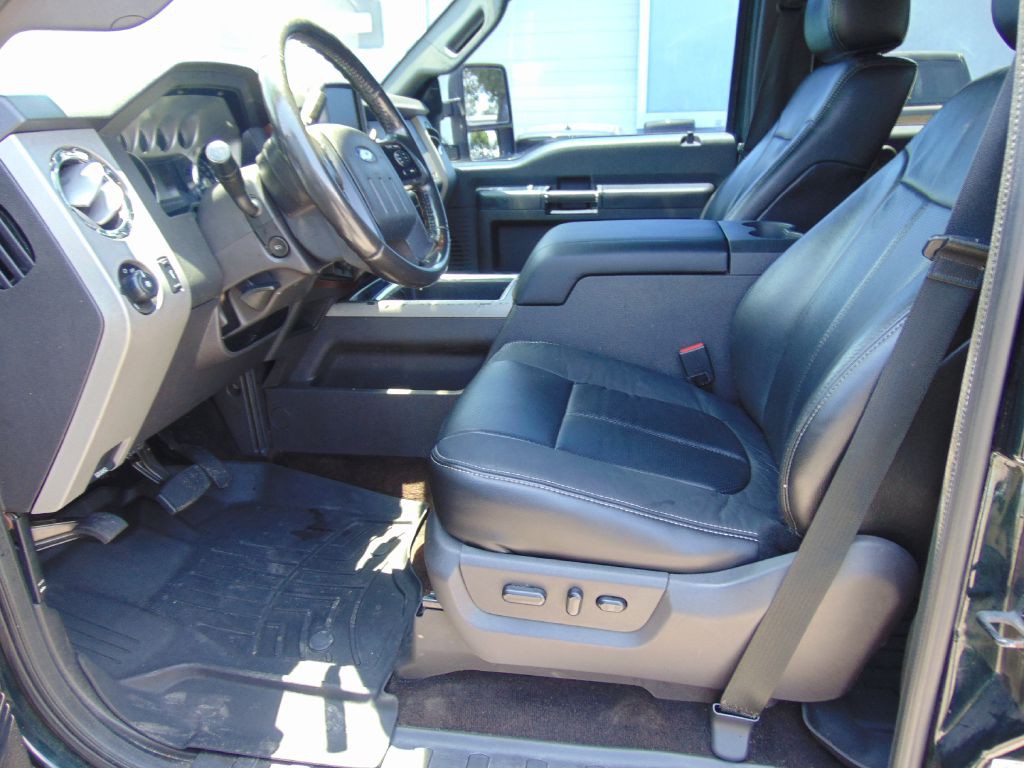 2013 Ford F-250 Image 28