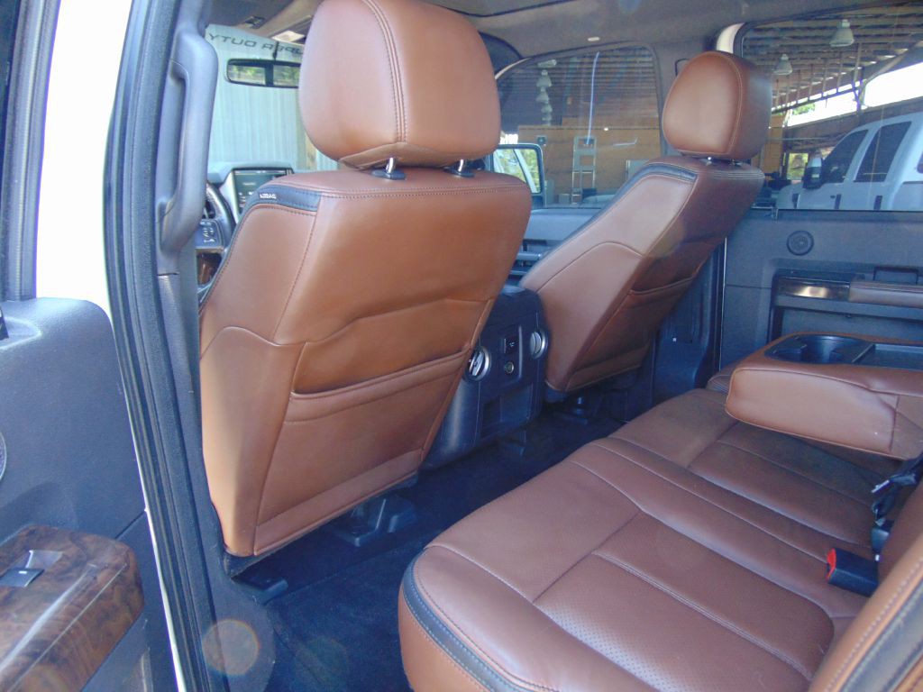 2015 Ford F-250 Image 24